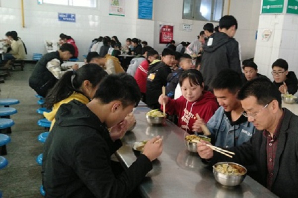 重慶學前教育中專學校有哪些(上海學前教育中專學校)  第2張