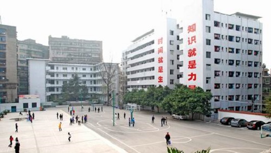 四川初中生能讀中專嗎女生（四川地區女生初中生能否讀中專）  第3張