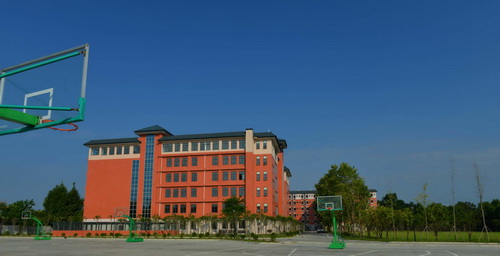 成都大學護理學院中專（了解成都大學護理學院中專的相關信息）  第1張