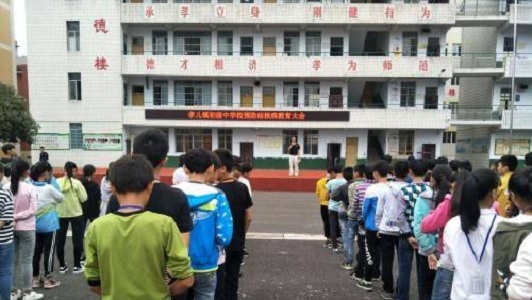 重慶巴渝校怎么樣(重慶巴渝職校學費好多)  第4張