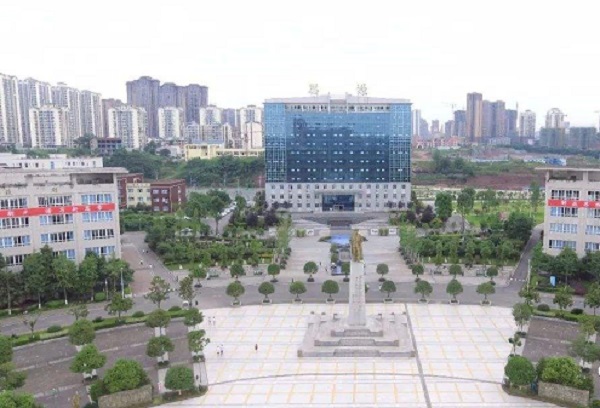 重慶醫藥高等?？茖W院收中專生嗎(重慶醫科大學)  第1張