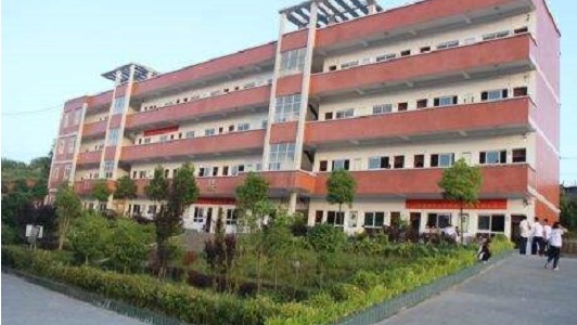 重慶輕軌學校在什么地方(重慶輕軌學校詳細地址) 第1張