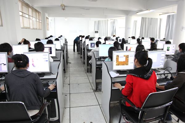 四川中專高鐵學校有哪些課程設置？  第4張