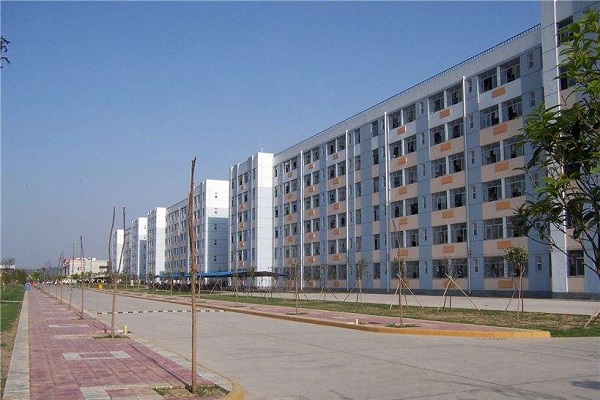 關于重慶榮昌區中專升大專學校的信息  第4張
