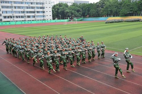 重慶口腔學校中專院校(醫學類中專院校有哪些)  第1張