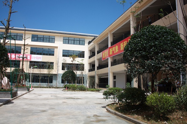 成都找工作中專學歷可以嗎,中專學歷在成都找工作有優勢嗎  第1張