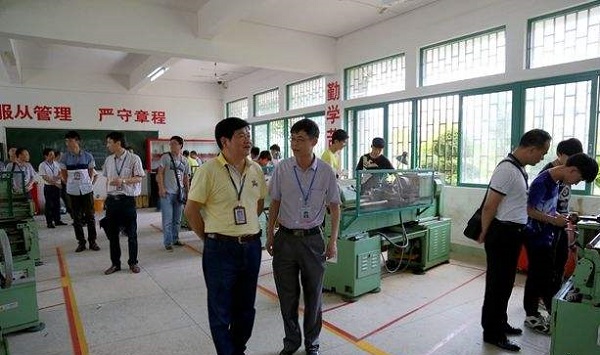 重慶二商職工中專校(重慶熱門中專)  第3張