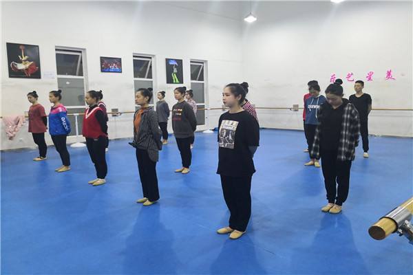 四川成都中專有哪些學校,成都中專學校排名大揭秘  第2張