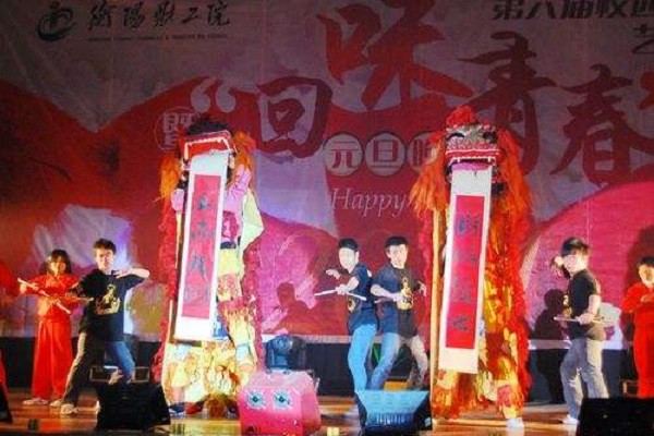 成都中專院校排名前十有哪些中專學校怎么選擇？圖2